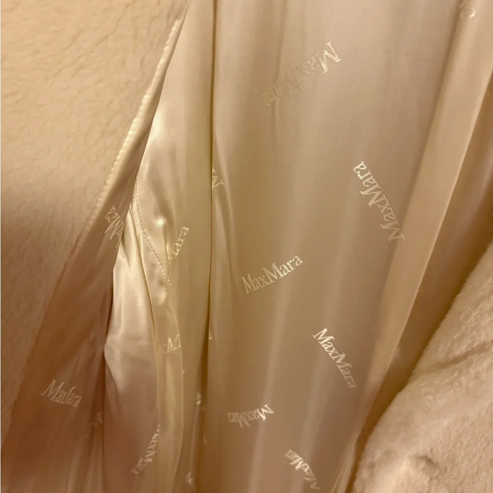 Max Mara Teddy Bear Icon Coat White- Size S - Picture 9 of 11